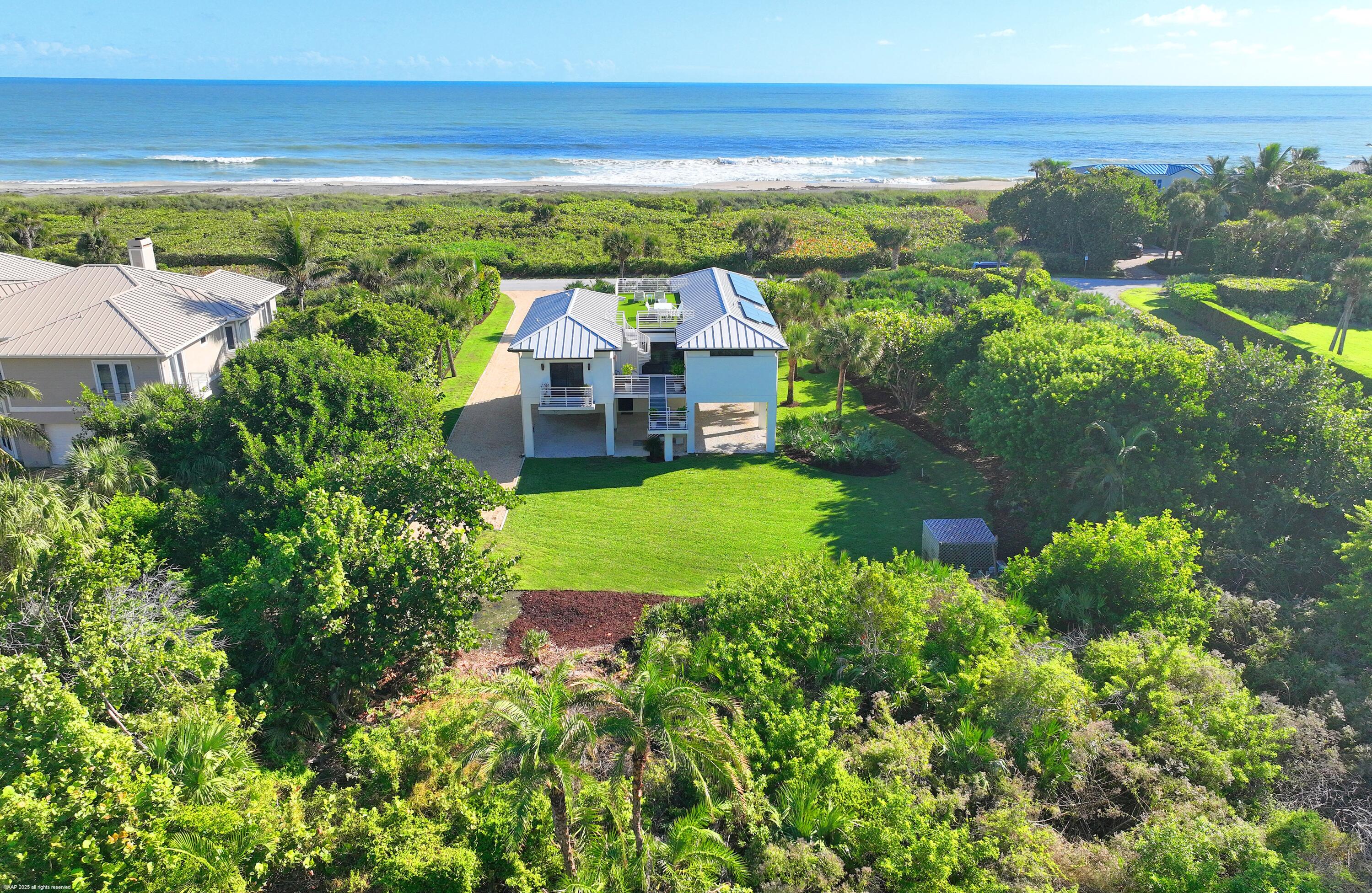 116 North Beach Road Jupiter Island, FL 33455 - Photo 8 of 42 116 North Beach Rd 010