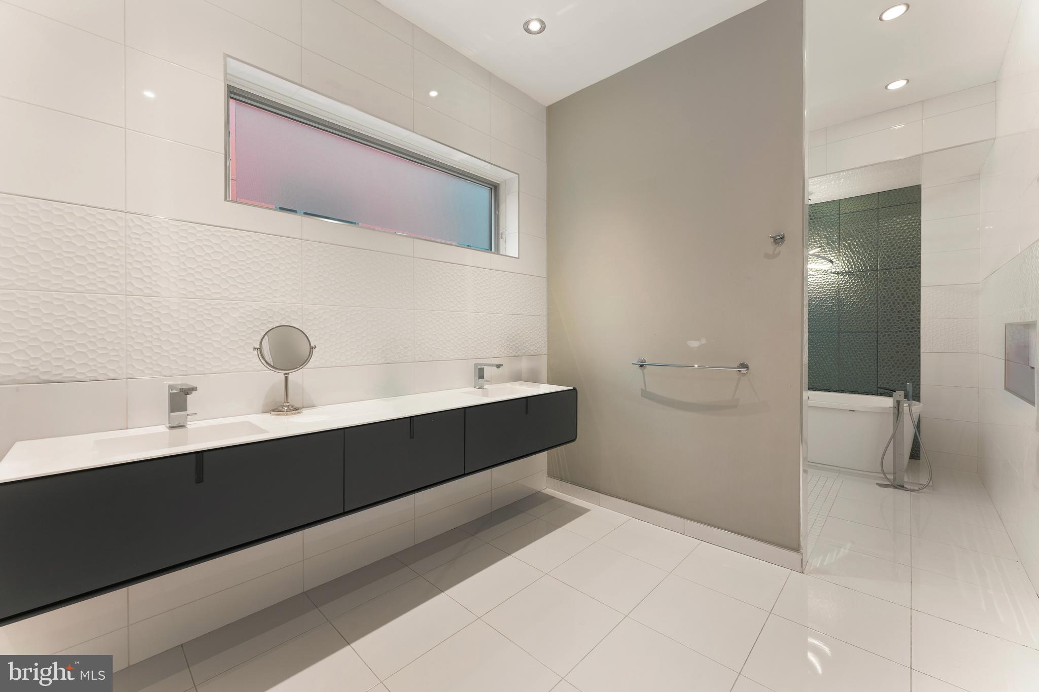 152 Vine Street Philadelphia, PA 19106 - Photo 23 of 53