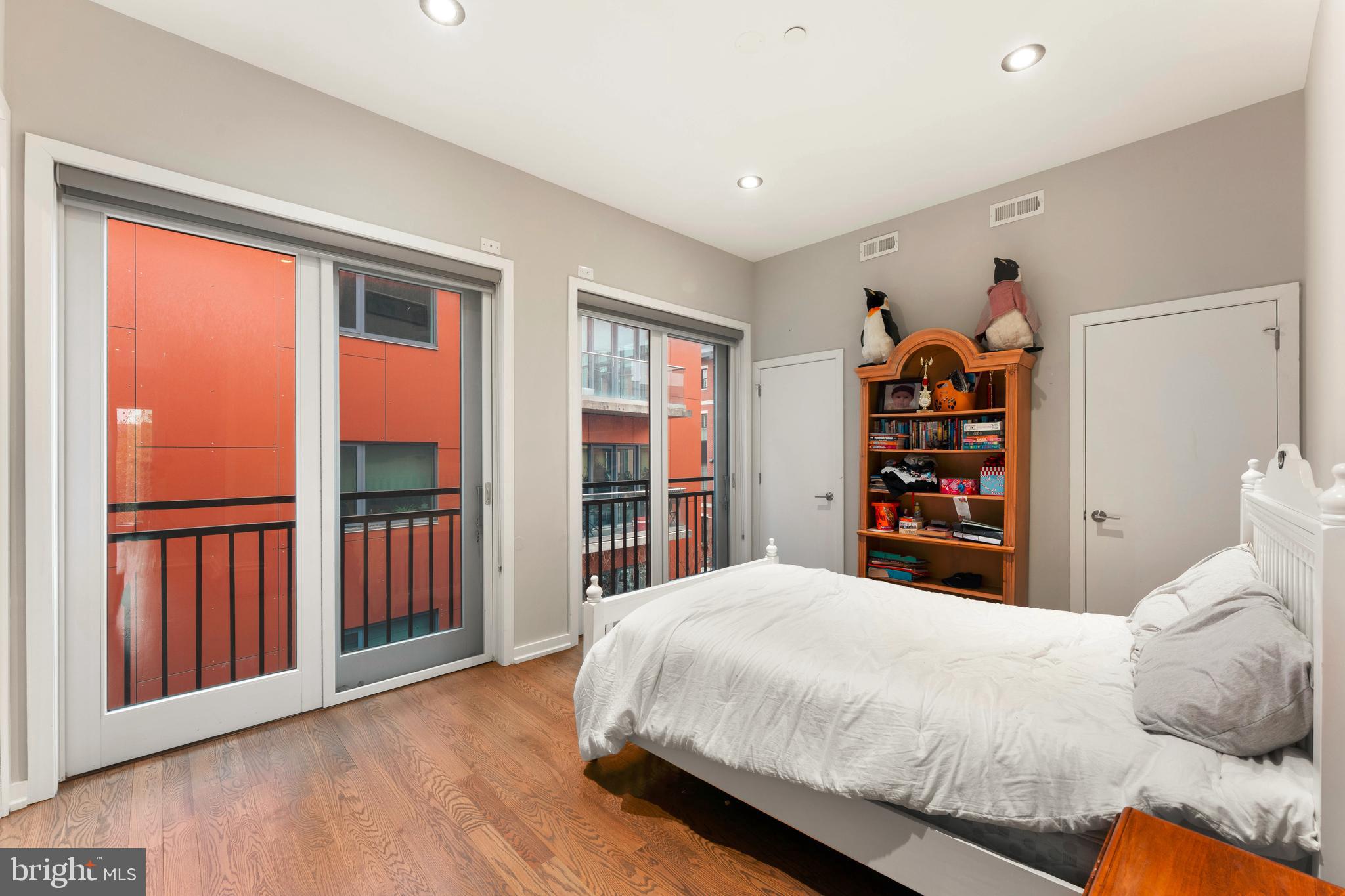152 Vine Street Philadelphia, PA 19106 - Photo 27 of 53
