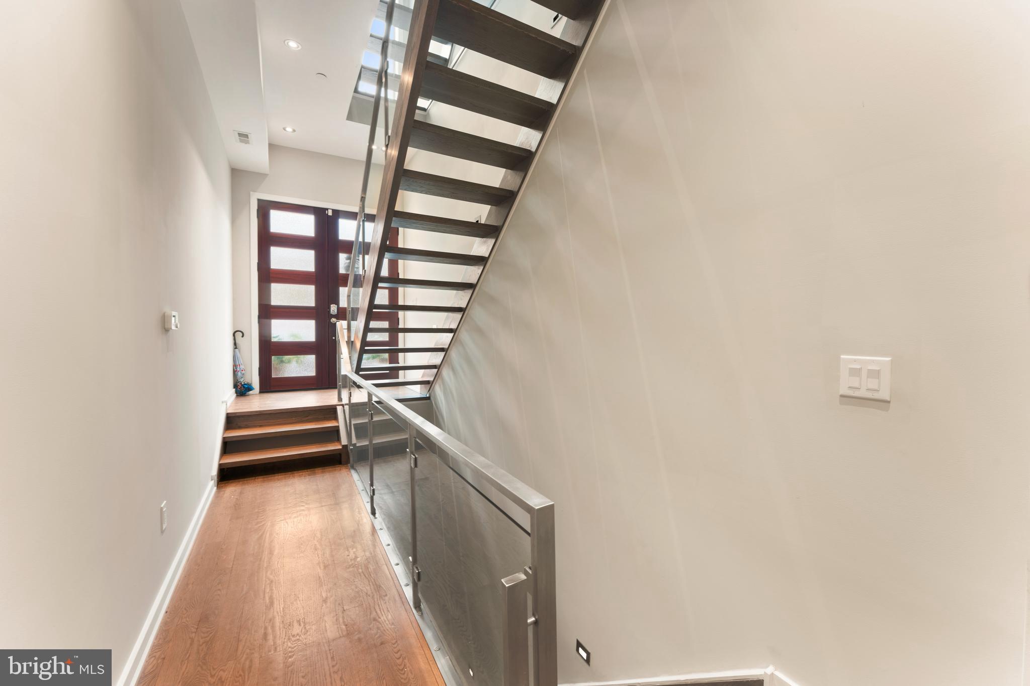 152 Vine Street Philadelphia, PA 19106 - Photo 4 of 53