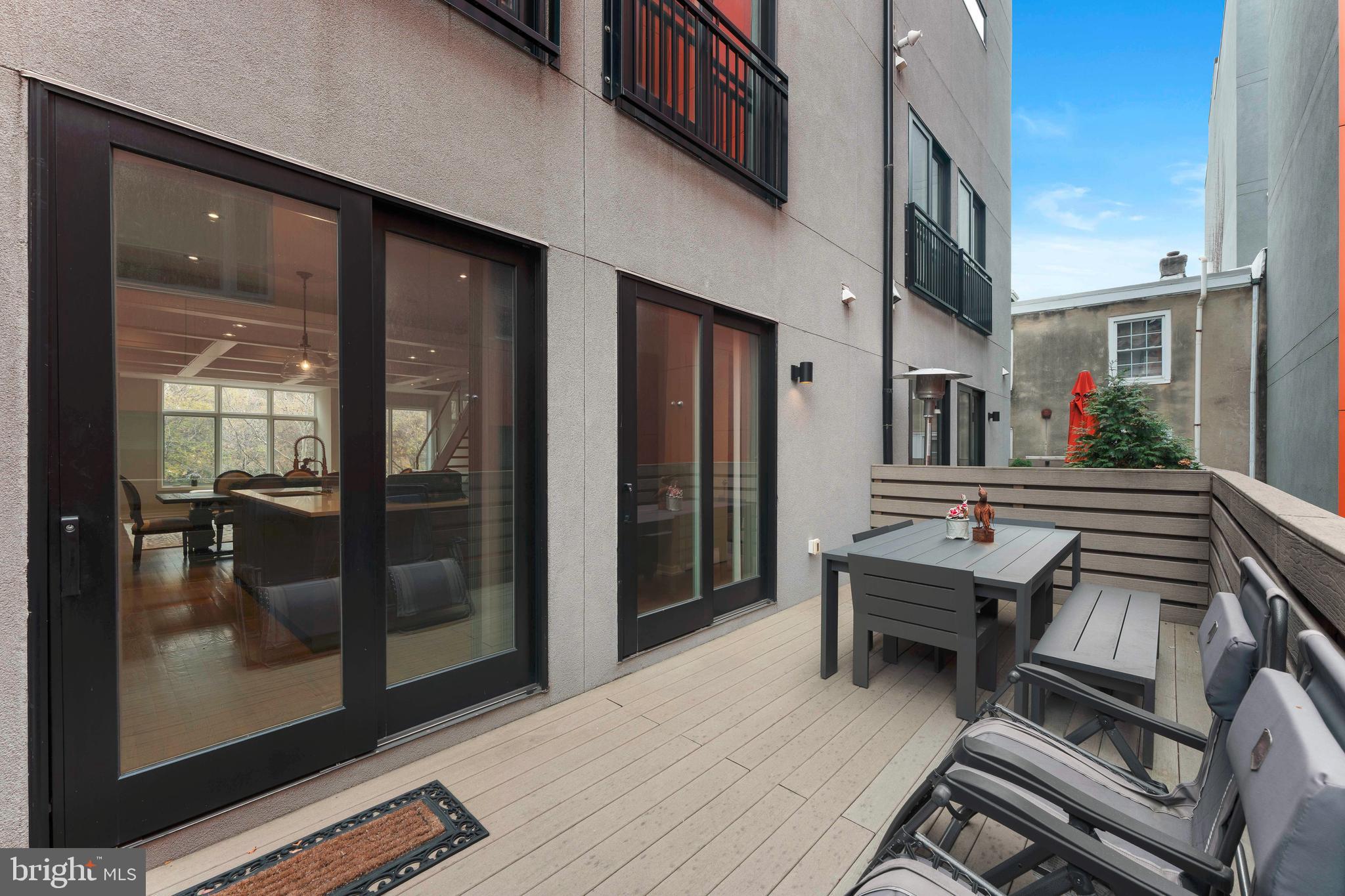 152 Vine Street Philadelphia, PA 19106 - Photo 52 of 53