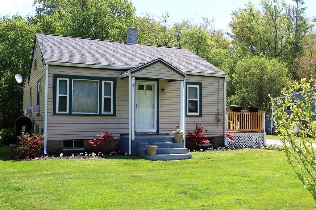 909 Point Road Marion, MA 02738 - Photo 1 of 19