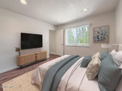 $759,900 | 576 Calle De Las Ovejas, Oak Park, CA 91377