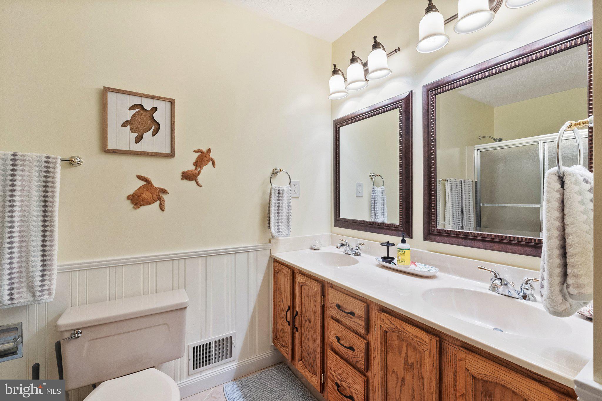 121 Forest Ridge Road Winchester, VA 22602 - Photo 50 of 73 Upstairs Full Bath