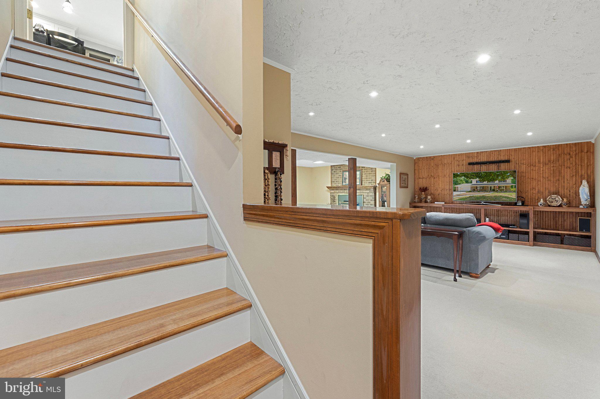 121 Forest Ridge Road Winchester, VA 22602 - Photo 51 of 73 Basement steps