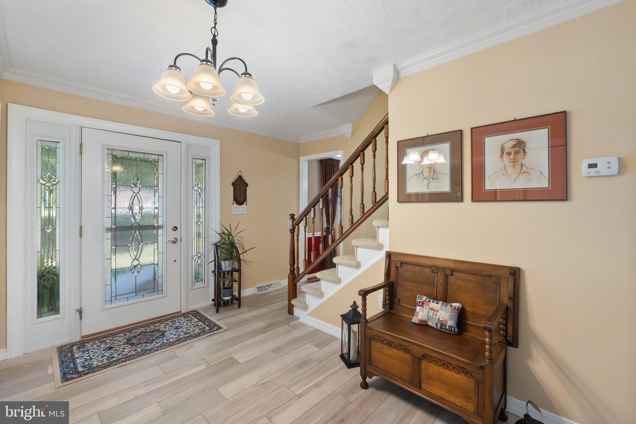 121 Forest Ridge Road Winchester, VA 22602 - Photo 8 of 73 Foyer