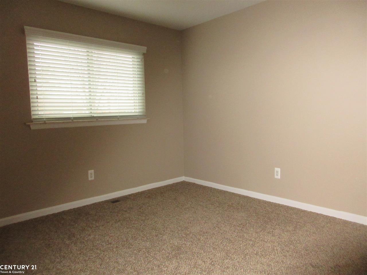 40530 Pickett Ridge Road Sterling Heights, MI 48313 - Photo 16 of 30