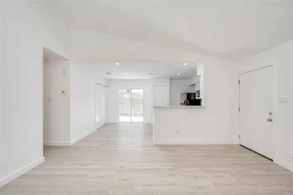 $399,999 | 9616 Point Vista Place, Austin, TX 78753