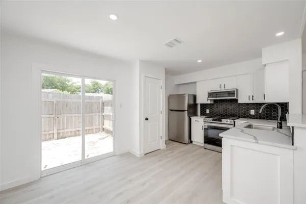 $399,999 | 9616 Point Vista Place, Austin, TX 78753