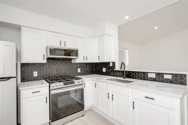 $399,999 | 9616 Point Vista Place, Austin, TX 78753