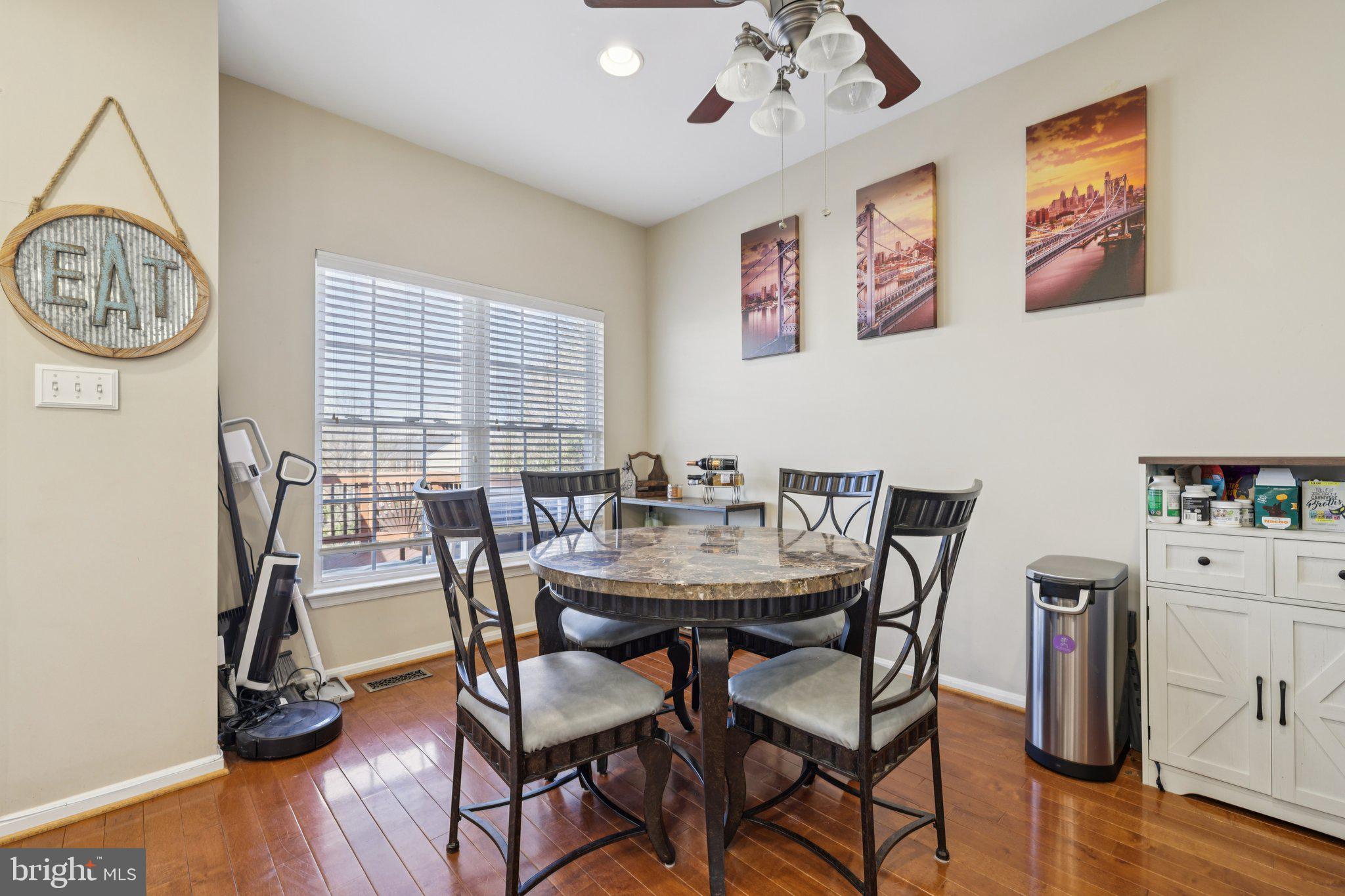 810 Mericrest Way Odenton, MD 21113 - Photo 17 of 37 Main Floor Dining Area