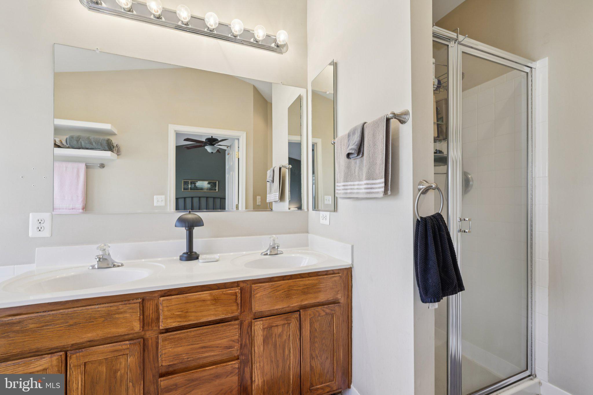 810 Mericrest Way Odenton, MD 21113 - Photo 23 of 37 Upper Level Primary Bathroom