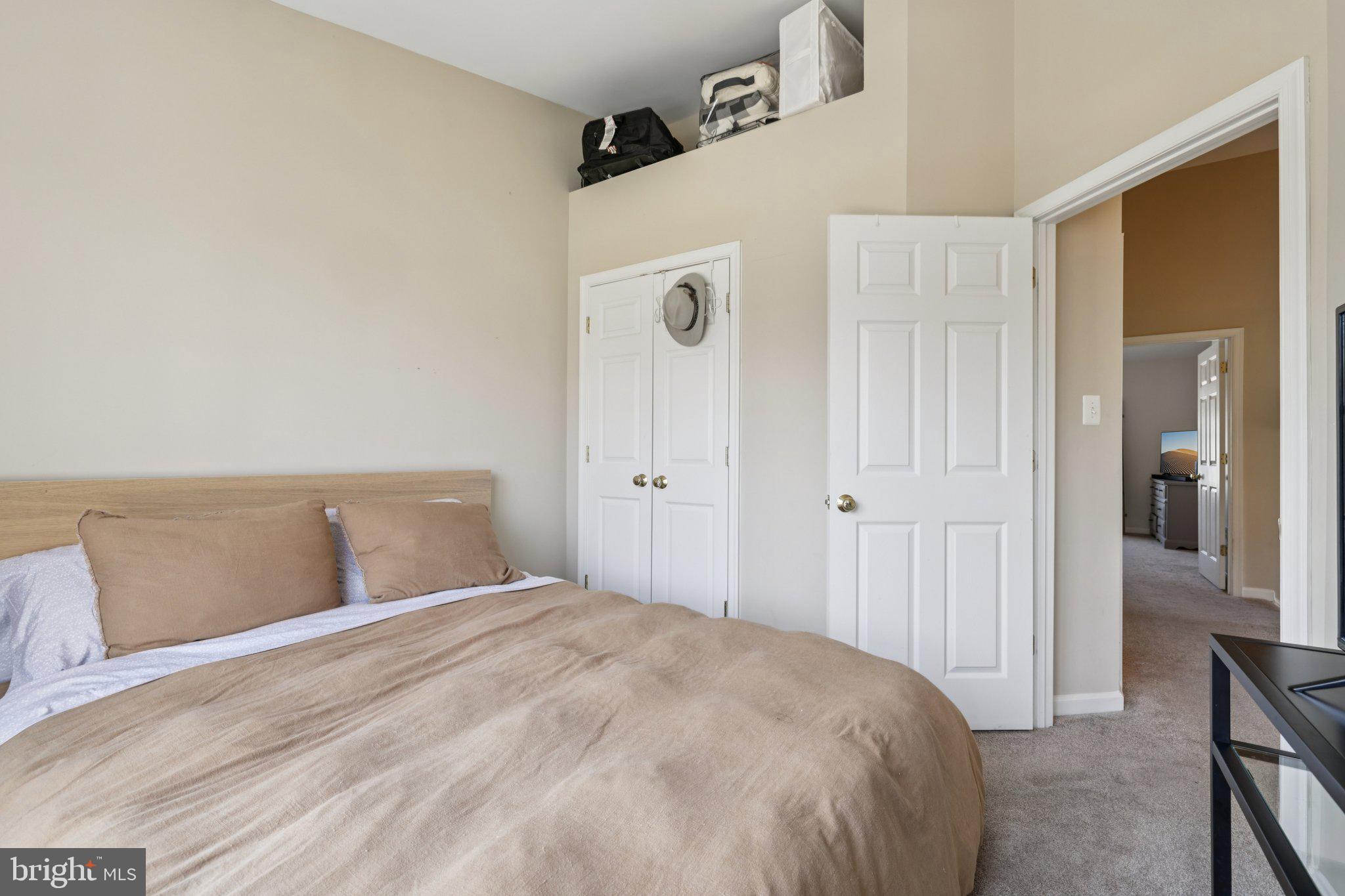 810 Mericrest Way Odenton, MD 21113 - Photo 26 of 37 Upper Level Primary Bedroom #2