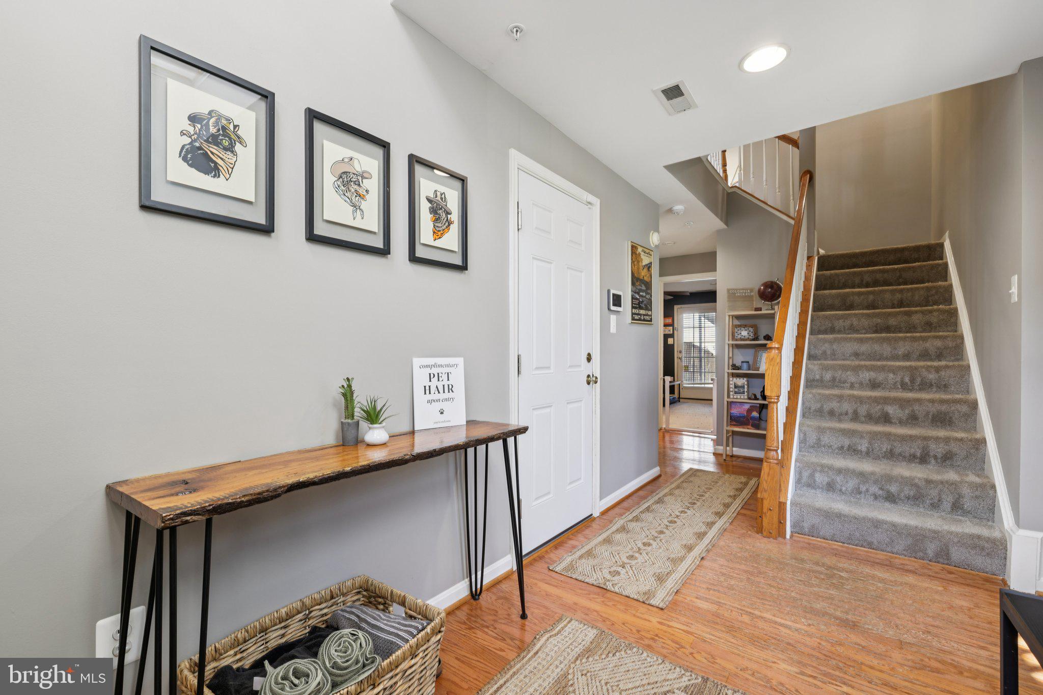 810 Mericrest Way Odenton, MD 21113 - Photo 5 of 37 Entry Foyer