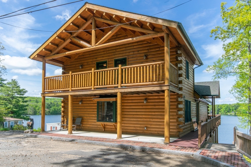44 3rd Street Brimfield, MA 01010 - Photo 2 of 42 a view of a house with a door