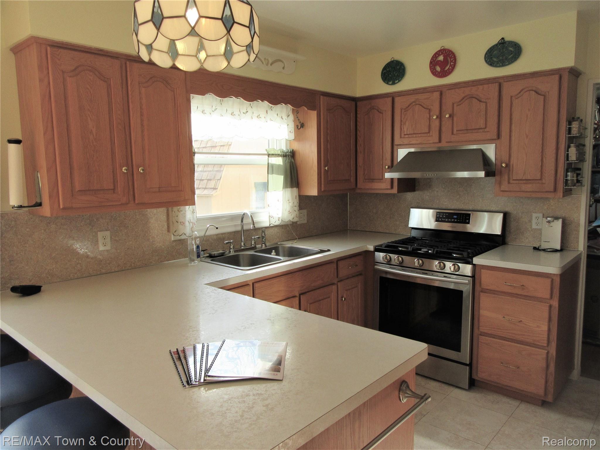 copley kitchen 3.jpg
