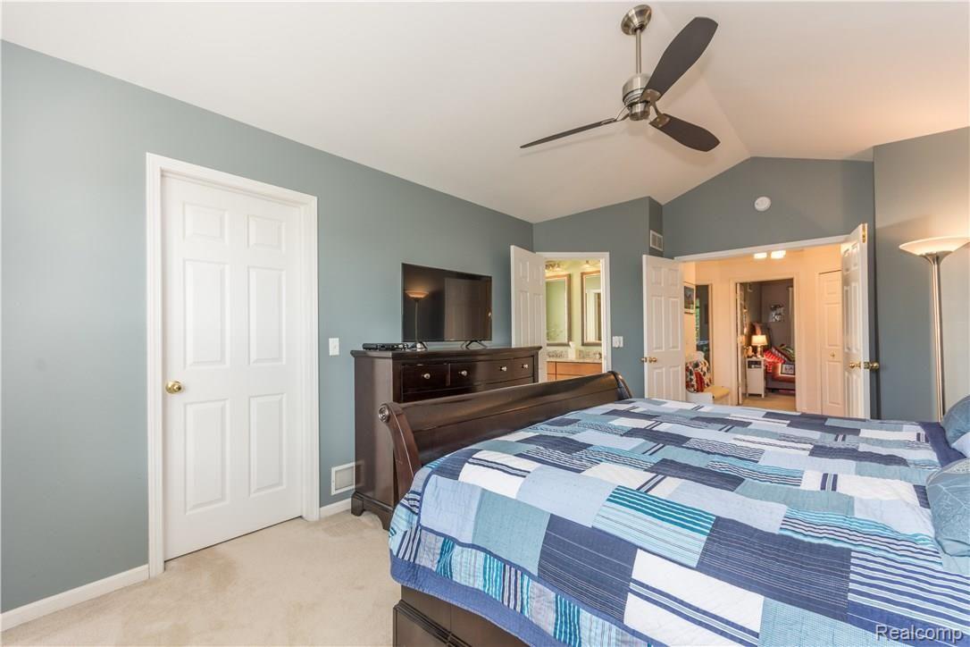 86 Eagle Ridge Road Lake Orion, MI 48360 - Photo 19 of 30 86 Eagle-22.jpg