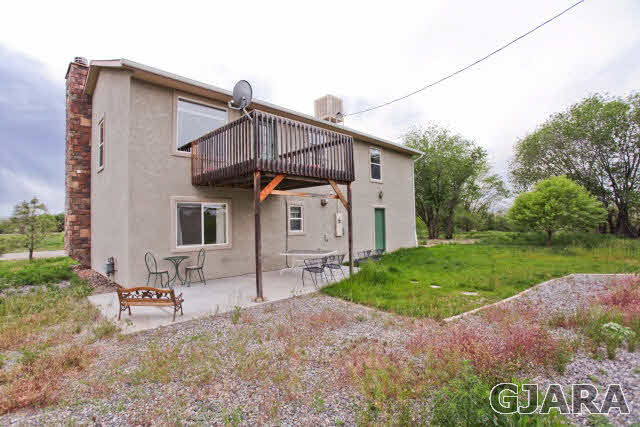 579 29 Road Grand Junction, CO 81501 - Photo 11 of 40 a view of a house with a yard