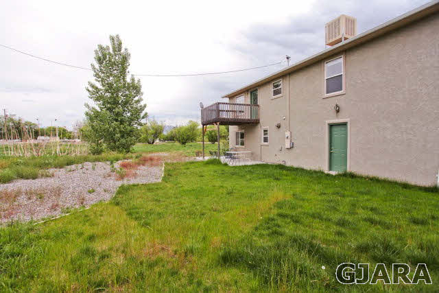 579 29 Road Grand Junction, CO 81501 - Photo 14 of 40 a view of a back yard of the house