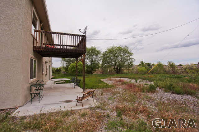 579 29 Road Grand Junction, CO 81501 - Photo 10 of 40 a view of a patio with a fountain