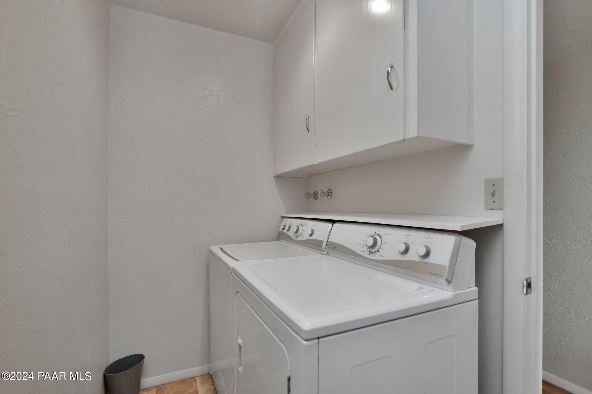 2033 Forest Hills Road Prescott, AZ 86303 - Photo 17 of 44 Laundry Room