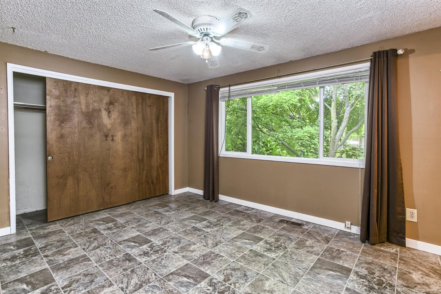 2114 Delta Waters Road Medford, OR 97504 - Photo 13 of 32 Additional Photo