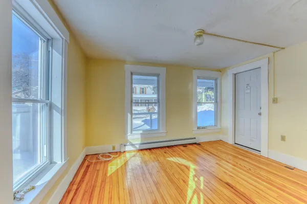 $379,900 | 23-25 Bunker Hill Street, Lancaster, NH 03584
