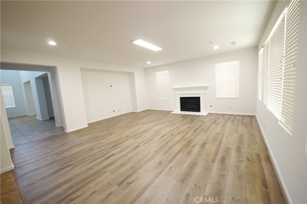 10926 Playa Del Sol Riverside, CA 92503 - Photo 6 of 20 Family Room to Fire Place