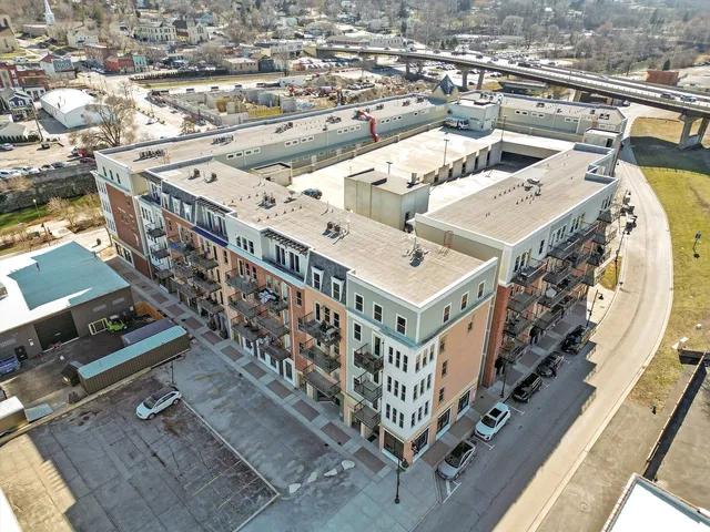 $1,895 | 348 River Street, Unit 3204, Lemont, IL 60439