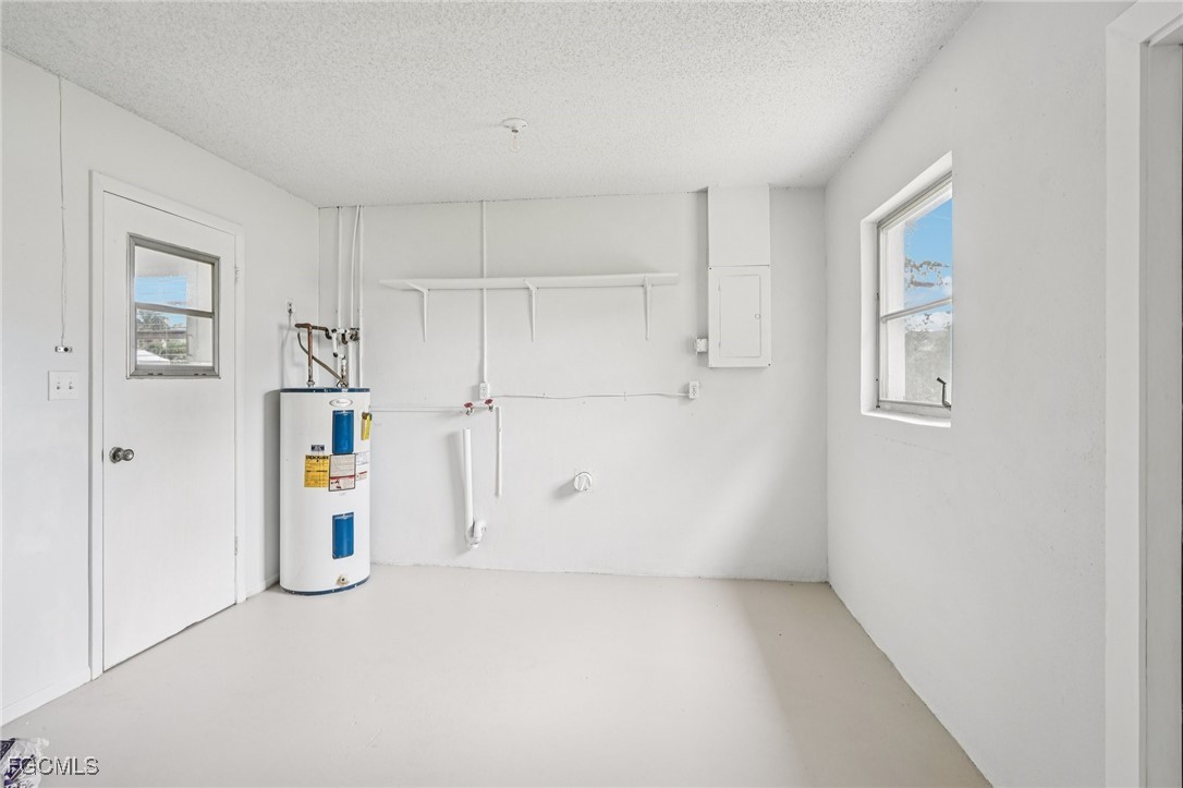 2342 Aldridge Avenue Fort Myers, FL 33907 - Photo 12 of 21