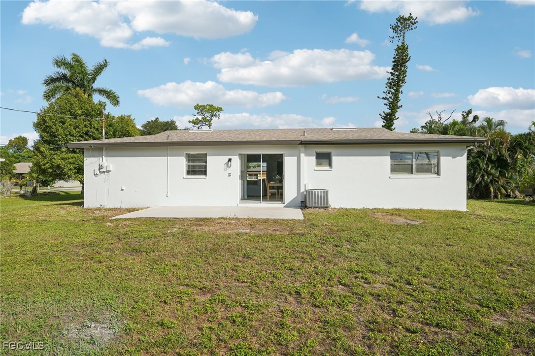 2342 Aldridge Avenue Fort Myers, FL 33907 - Photo 21 of 21 a house view with a garden space