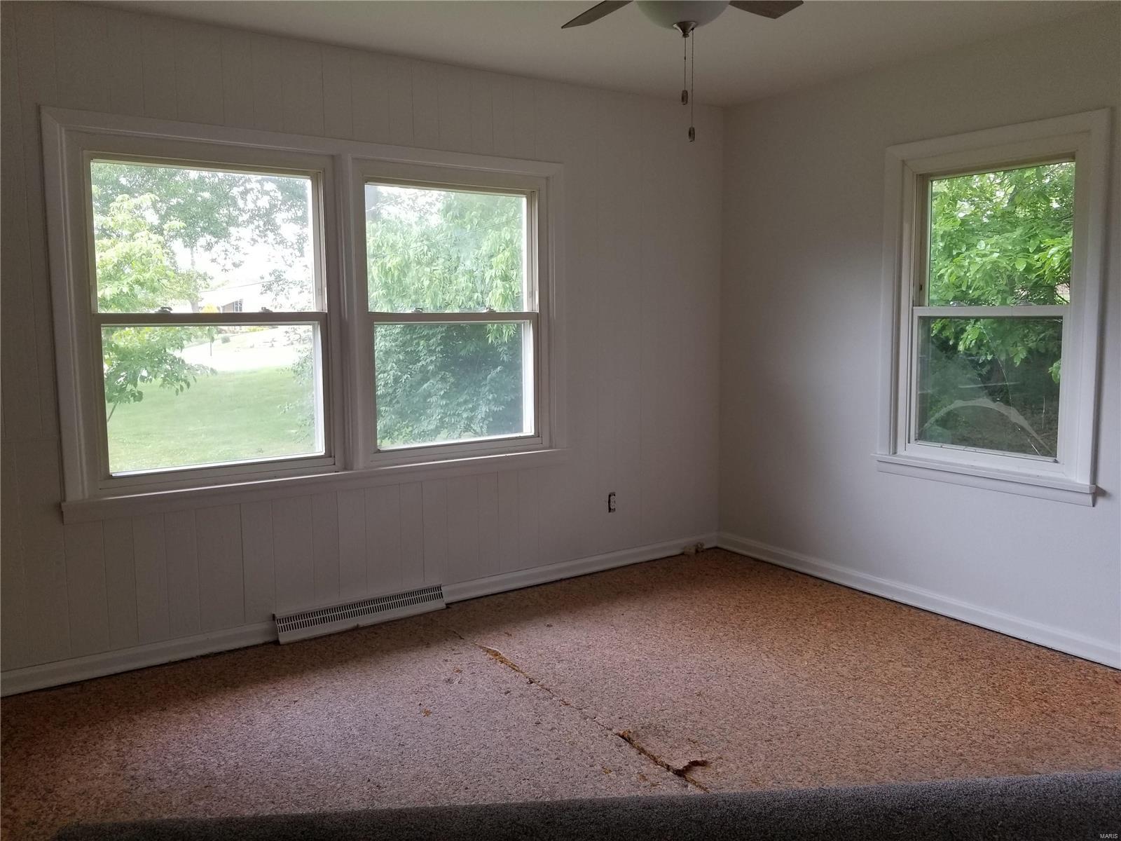 616 Hanna Road Manchester, MO 63021 - Photo 6 of 9