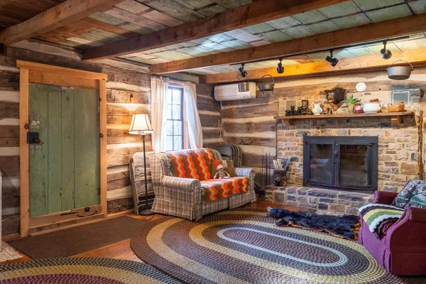 $249,000 | 800 Cove Mountain Road, Mathias, WV 26812