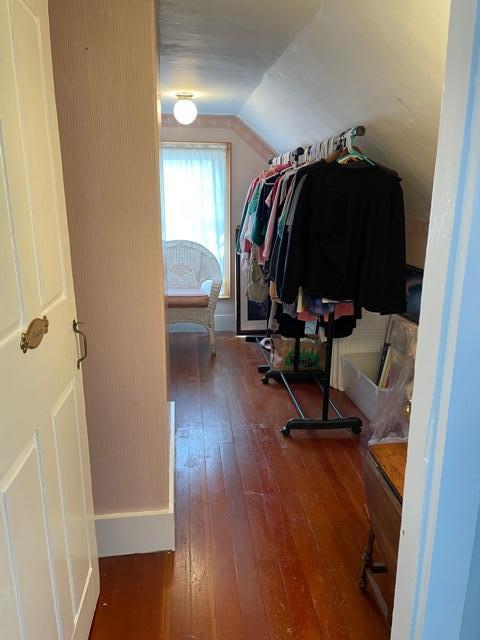 1 Green Street Castine, ME 04421 - Photo 20 of 32 Small room