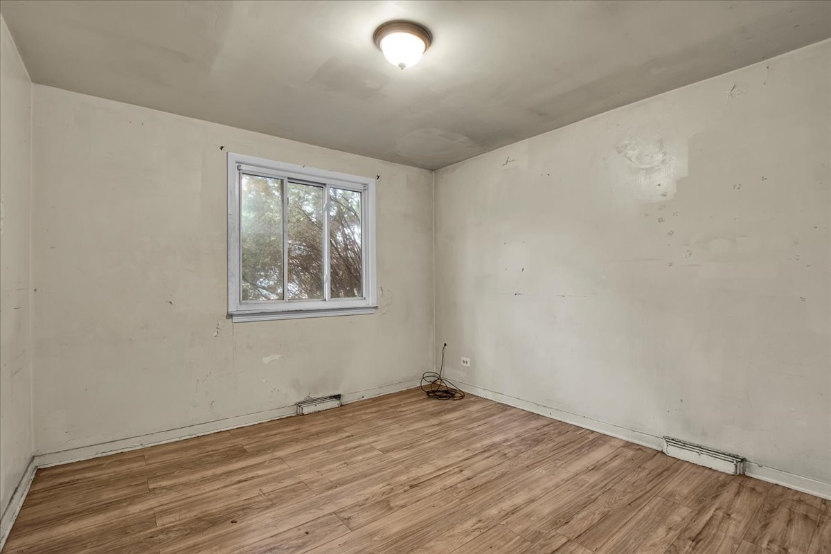 9302 South Rhodes Avenue Chicago, IL 60619 - Photo 10 of 21