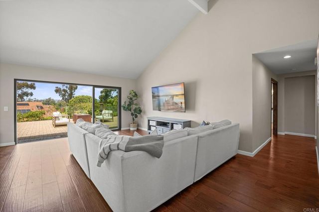 $2,699,800 | 1108 Via Mil Cumbres, Solana Beach, CA 92075