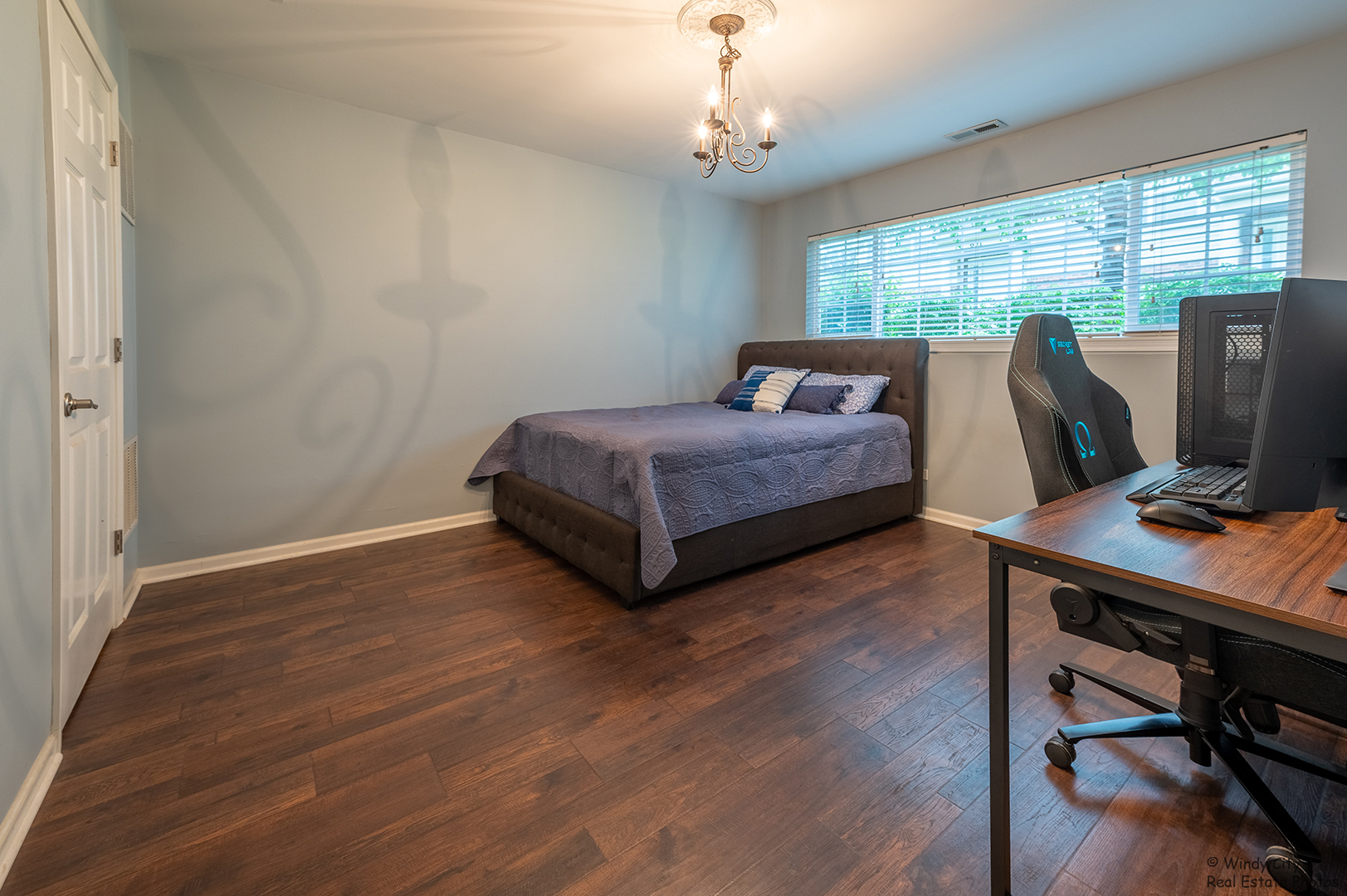 645 Pheasant Trail St. Charles, IL 60174 - Photo 14 of 18 a living room with furniture and wooden floor