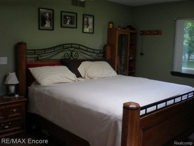 2965 Porter Road White Lake, MI 48383 - Photo 12 of 22 MASTER.JPG