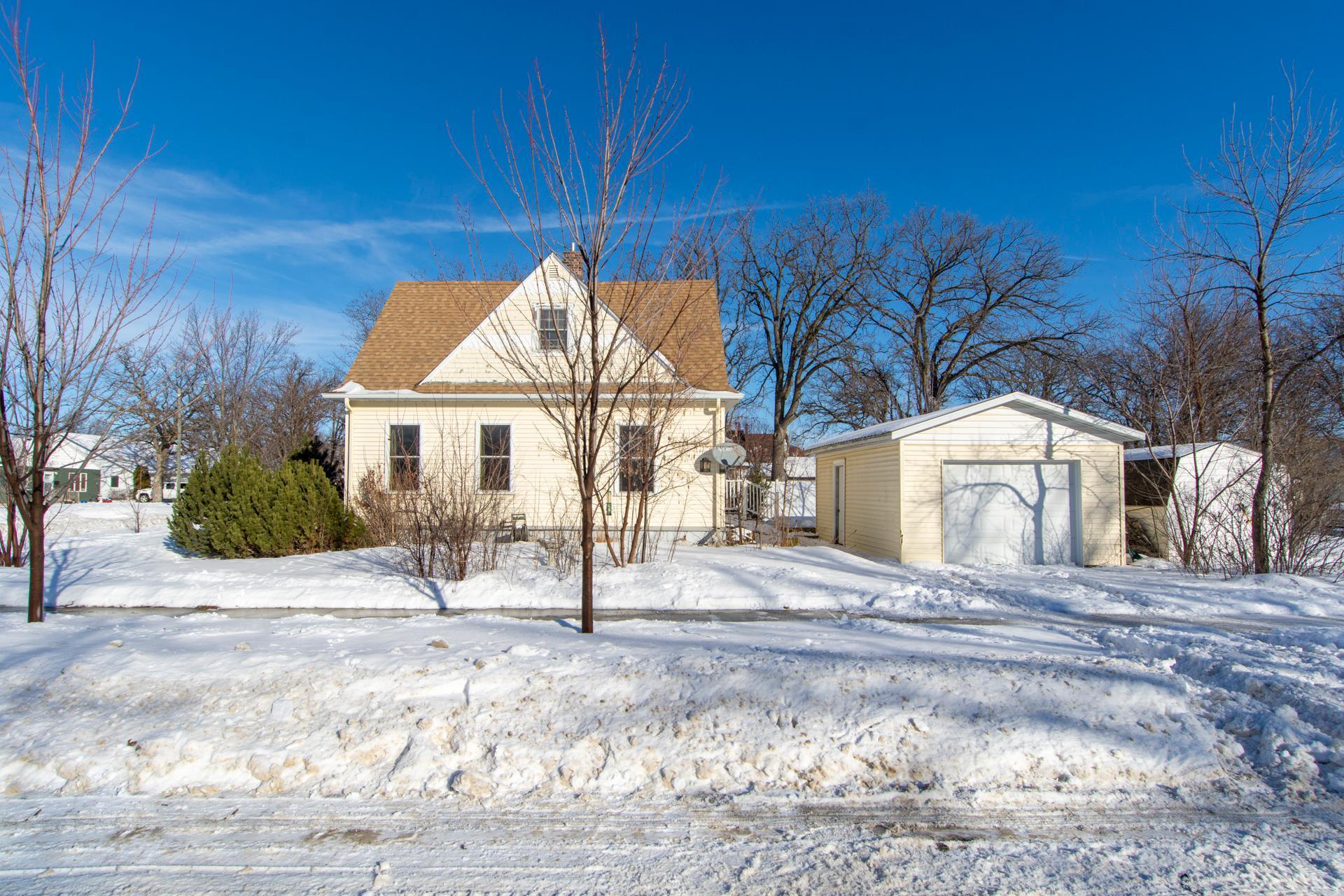 622 1st Street Southeast Wadena, MN 56482 - Photo 26 of 36