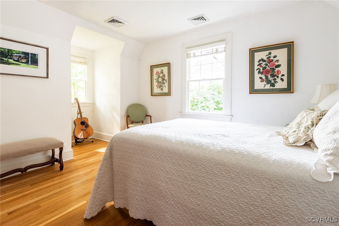 404 Seneca Road Richmond, VA 23226 - Photo 32 of 41 third bedroom, large and bright