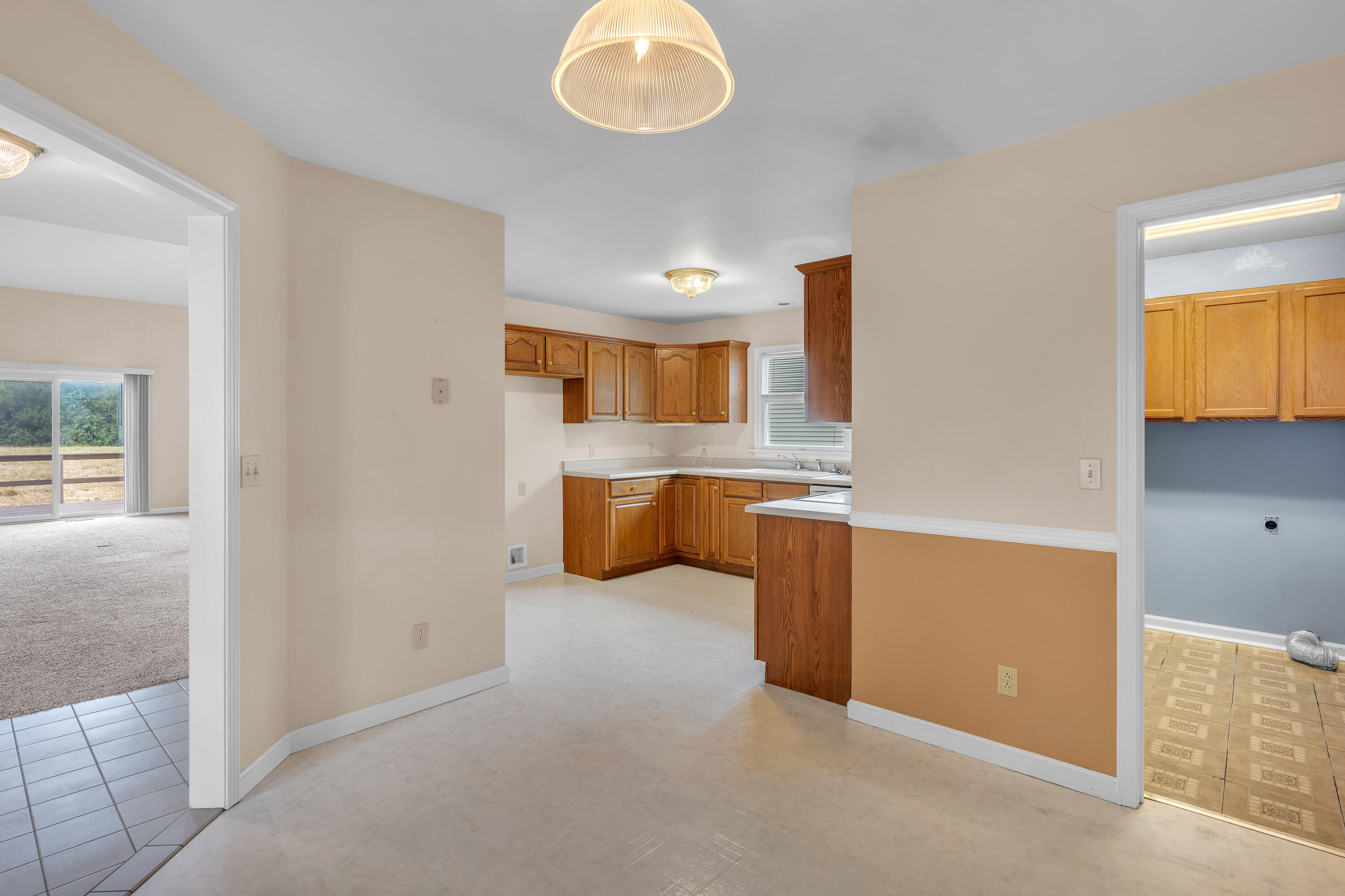 519 Pheasant Run Rensselaer, IN 47978 - Photo 2 of 16 3000x1999
