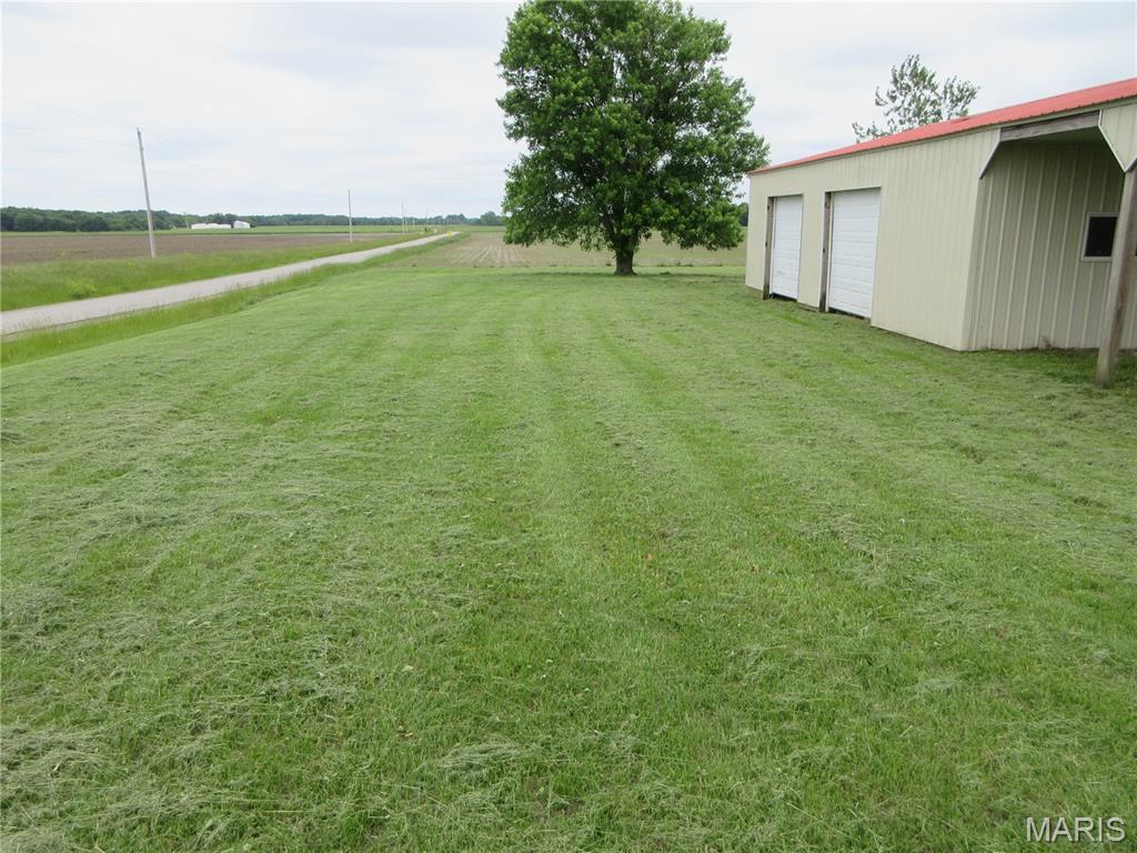 7080 Bee Branch Road Iuka, IL 62849 - Photo 38 of 40