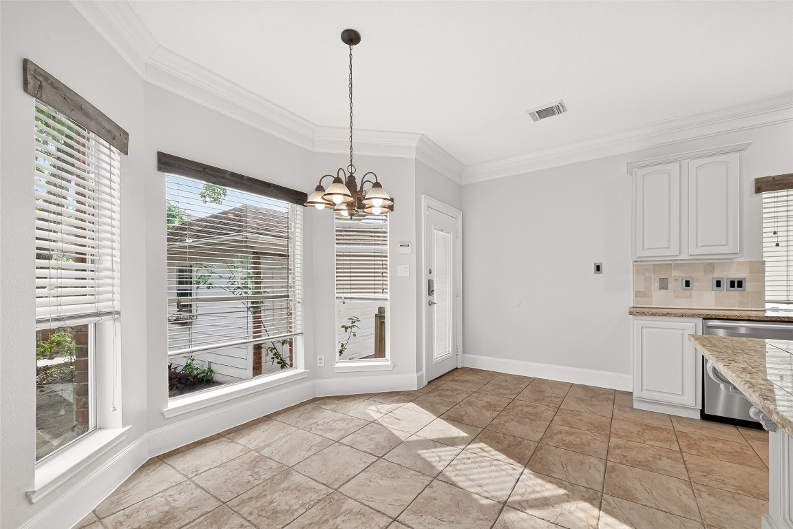 23206 Kobi Park Court Spring, TX 77373 - Photo 17 of 46 Sip your morning coffee from this breakfast room.