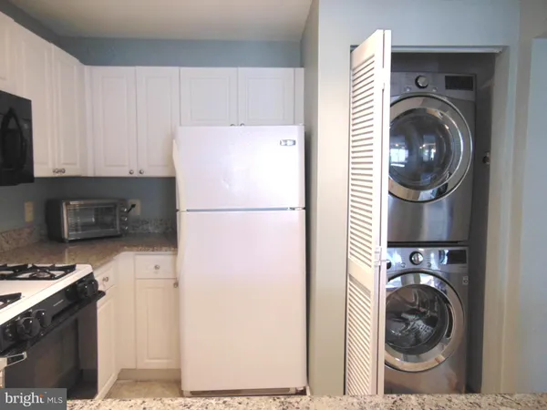 $2,750 | 45061 Brae Terrace, Unit 204, Ashburn, VA 20147