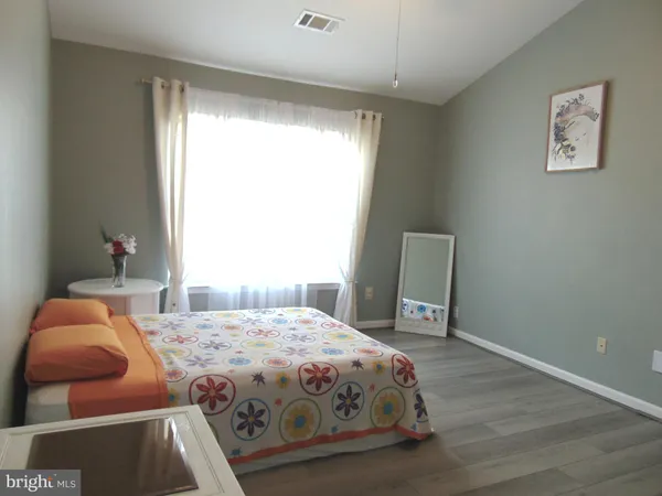 $2,750 | 45061 Brae Terrace, Unit 204, Ashburn, VA 20147