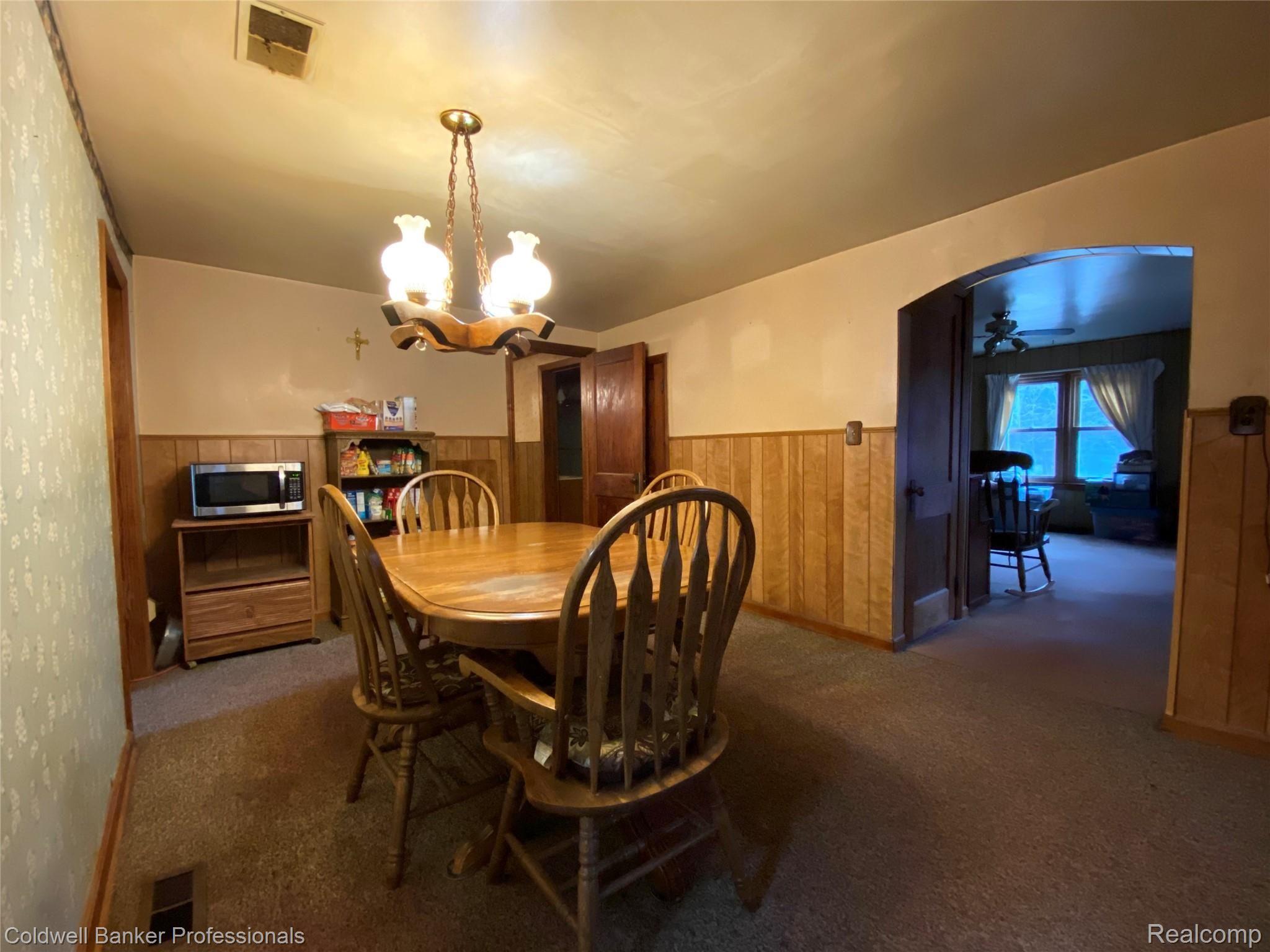 2132 North Five Lakes Road Lapeer, MI 48446 - Photo 11 of 29 61872B99-0D7B-4DB4-949E-C2E65A5EAE07.jpeg