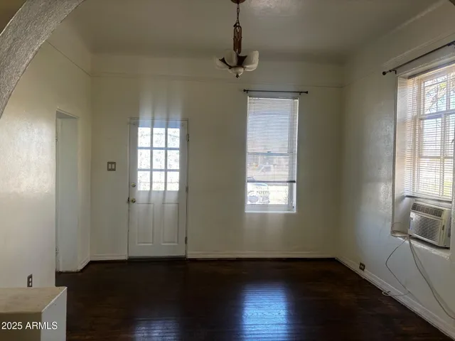 $1,100 | 823 East 17th Street, Douglas, AZ 85607