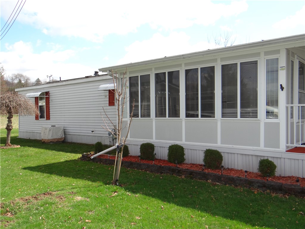 34 Breesport Road, Unit 46 Horseheads, NY 14845 - Photo 3 of 32