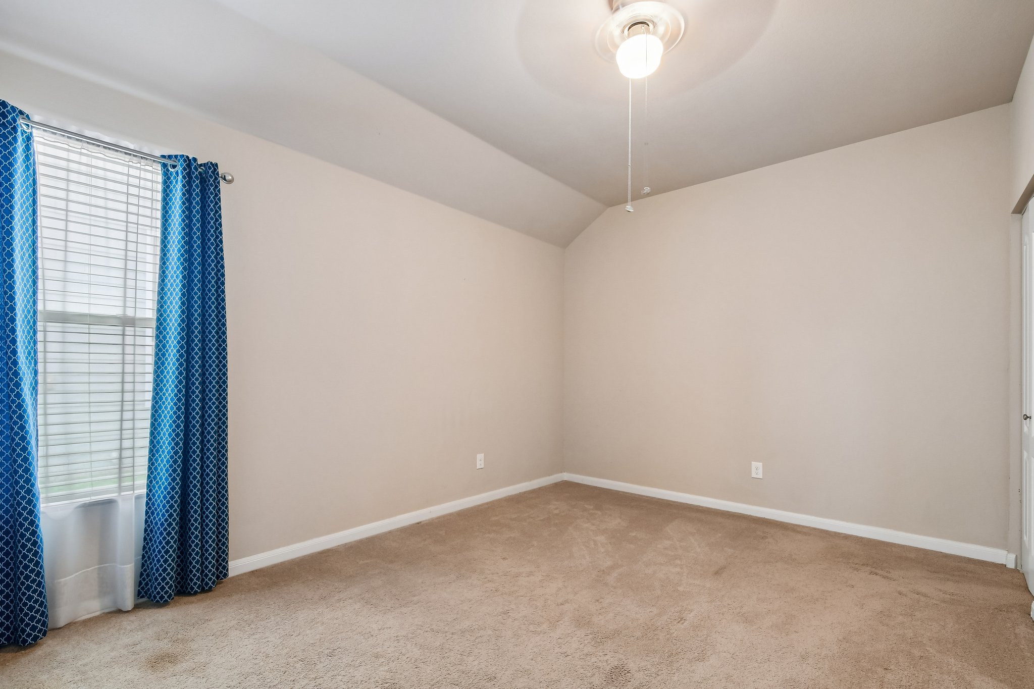 1373 Nevarez Kyle, TX 78640 - Photo 23 of 28