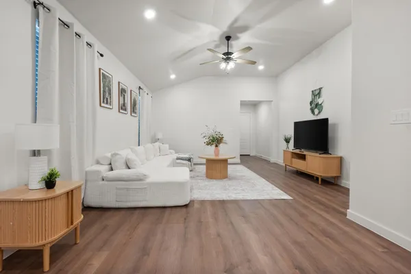 $2,399 | 2163 Langford Avenue, Lubbock, TX 79407